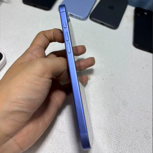 Venta al por Mayor <span class=keywords><strong>de</strong></span> <span class=keywords><strong>iPhone</strong></span> 16 Plus 256GB Ultramarine Desbloqueado, Smartphone con Chip A18, Cámara Dual, USB-C, Envío Rápido, Proveedor Mayorista - Product Image 5