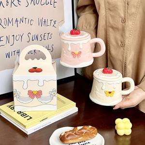 Tasse en céramique de haute beauté faite à la main de style américain avec couvercle joli coffret cadeau personnalisé - Product Image 4