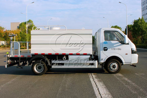 Camión Cisterna de Agua DONGFENG 4X2 de 5000L con Aspersor para Supresión de Polvo - Product Image 3