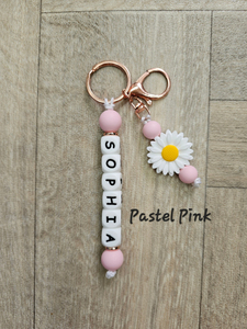 Llavero Personalizado con Flores, Regalo para Mamá, Tía, Hermana, Amiga, Dama de Honor, Abuela, Niñera, Novia - Product Image 3