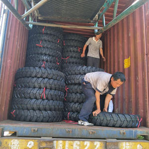 <span class=keywords><strong>Pneu</strong></span> d'excavatrice à bande de roulement bien espacée 9.00-20 & 10.00-20G-2/<span class=keywords><strong>L</strong></span>-2 pour pelles tubeless prix bon marché - Product Image 2