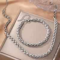 Ensemble de collier et bracelet vintage tendance en acier inoxydable, chaîne de panier à fleurs de luxe léger