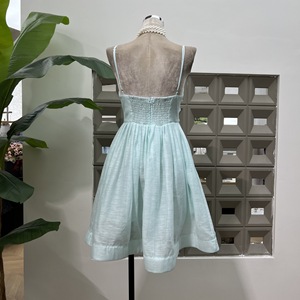 Robe Courte Plissée en Soie et Lin à Col en <span class=keywords><strong>V</strong></span> de Haute Qualité pour les Vacances – Tendance Estivale et Élégante - Product Image 3