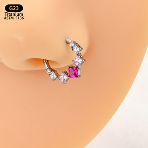 Anneau de nez en titane 8 mm G23 ASTM F136 avec zircons étoiles pour bijoux de piercing - Product Image 2