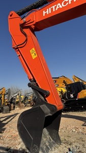 รถขุดฮิตาชิ ZX240 มือสองจากญี่ปุ่น 24 ตัน ระบบไฮดรอลิก พร้อมมอเตอร์ เครื่องยนต์ เกียร์ ปั๊มเกียร์ แบริ่ง PLC และชิ้นส่วนสำคัญต่างๆ - Product Image 5