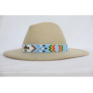 Bandeau de chapeau décoratif fait main en perles pour chapeaux Fedora avec des détails artistiques et un savoir-faire de qualité supérieure - Product Image 3