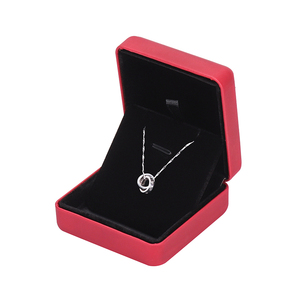 Custom Wholesale Luxury PU Leather Vintage Metal Portable Jewellery <b>Box</b> - Product Image 5