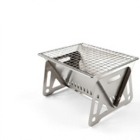 Vente d'usine : Barbecue pliant portable en acier inoxydable pour extérieur, jardin et camping, avec cuisinière à charbon de bois détachable