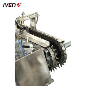 Usine automatique d'assemblage <span class=keywords><strong>de</strong></span> seringues jetables à grande <span class=keywords><strong>vitesse</strong></span> et <span class=keywords><strong>de</strong></span> bonne qualité - Product Image 5
