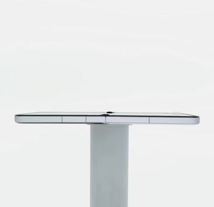 MIX Flip 2, Teléfono Inteligente Plegable con Doble Pantalla AMOLED, Cámara Triple con OIS, Carga Rápida de 67W, Resistente al Agua IPX8, Desbloqueado - Product Image 5