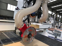 Changeur d'outils auto linéaire polyvalent pour le travail du bois 12pcs CA-1325 1530 ATC CNC Router avec tête de scie à disque