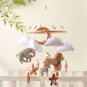 Mobile musical en bois fait main pour berceau, style bohème moderne pour bébé - Unisexe - Product Image 2
