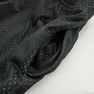 Short en maille de basket-ball design personnalisé OEM en gros, short d'entraînement athlétique actif en maille grande taille - Product Image 4