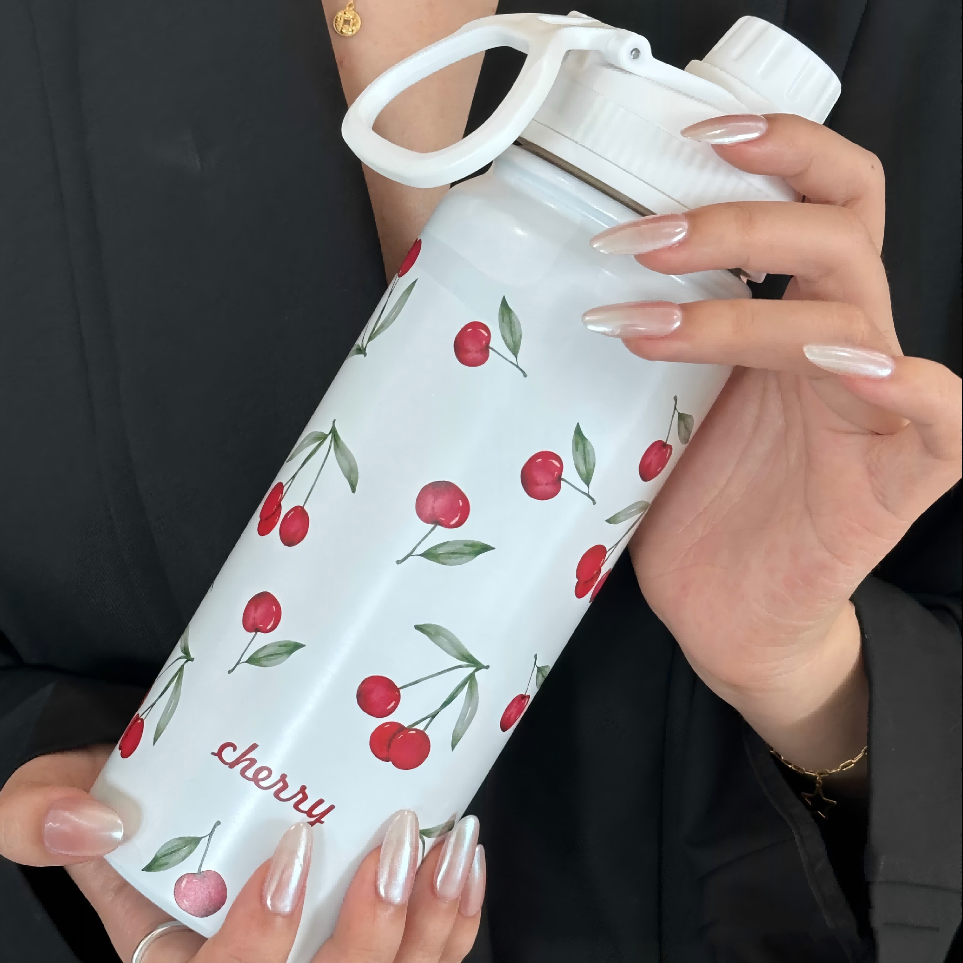 white Stainless steel thermos mug