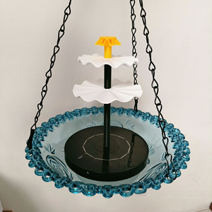 Fontaine Solaire Suspendue pour Bain d'<span class=keywords><strong>Oiseaux</strong></span>, Bol Cascade à Trois Niveaux, Décoration de Jardin Extérieur, Attire les <span class=keywords><strong>Oiseaux</strong></span> et les Colibris 2026 - Product Image 2