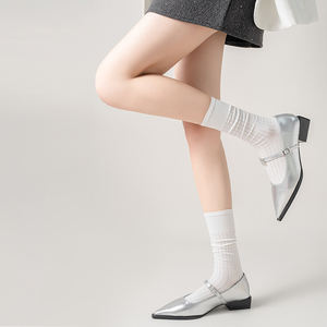 <span class=keywords><strong>Chaussettes</strong></span> respirantes en coton noir et blanc pour le printemps et l'été, douces, anti-humidité, longues, mi-mollet, hauteur genou, unisexe, vente en gros - Product Image 3