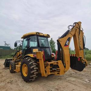 รถตักล้อยางมือสองคุณภาพสูง Caterpillar CAT420F เครื่องยนต์ Caterpillar จากญี่ปุ่น รุ่นปี 2026 น้ำหนักบรรทุก 7 ตัน กำลัง 184 กิโลวัตต์ ใช้งานมาแล้ว 352 ชั่วโมง - Product Image 3