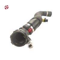 Tuyau de sortie de chauffage de corps d'accélérateur de voiture Tuyau de sortie de chauffage de corps d'accélérateur de voiture LR018275 Thermostat de liquide de refroidissement Tuyau d'eau LR018275
