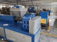 Poupée sexuelle réaliste pour hommes, jouet de masturbation adulte, machine d'extrusion de fesses en silicone, machine à fabriquer des matériaux plastiques