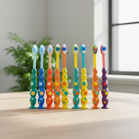 Brosse à dents jetable pliable pour enfants avec base à ventouse, brosse à dents pour enfants à poils souples, manche ergonomique texturé