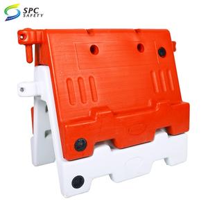 La divisione stradale del traffico di costruzione stradale ha affollato il controllo del veicolo barricata di sicurezza riempita d'acqua barriere di plastica ad alta recinzione - Product Image 6