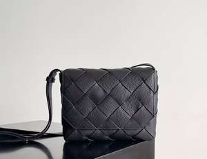 Sac Appareil Photo Carré Petit Nouveau Polyvalent Femme en Cuir Véritable Tressé Bandoulière Épaule <span class=keywords><strong>Vachette</strong></span> Vente en Gros - Product Image 2