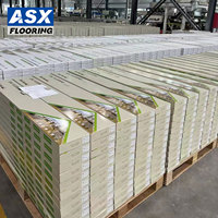 Suelo de Vinilo SPC con Núcleo de Piedra 100% Virgen, Capa de Desgaste de 5mm+0.3/0.5mm + Capa de Ixpe de 1/1.5mm, Resistente al Agua, para Baños