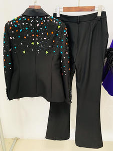 A7450 Migugarment Drop Shipping blazer di strass di colore nero e <span class=keywords><strong>pantaloni</strong></span> lunghi due pezzi Set formale ufficio da <span class=keywords><strong>donna</strong></span> abiti da <span class=keywords><strong>donna</strong></span> - Product Image 3