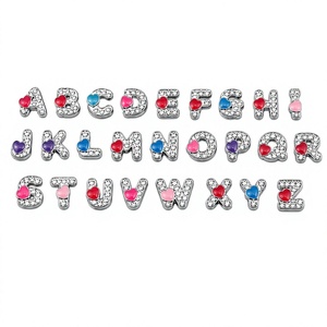 Abalorio de Letra Deslizante de Aleación Plateada de 8MM con Diamantes, de Bajo Precio y Alta Calidad, Accesorios Metálicos DIY para Fabricación de Joyas y Collares para Mascotas - Product Image 1