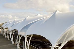 Cấu trúc màng chống rách mạnh mẽ không thấm nước che nắng bạt sân thể thao và nhà máy công viên đa dạng - Product Image 5