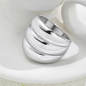 Fabrik-Großhandel Minimalistischer Massiver 3-Schichtiger Breiter <span class=keywords><strong>Ring</strong></span> 18K Vergoldeter Edelstahl Schlichter Bandring für Damen und Herren - Product Image 3