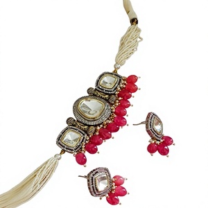 Ensemble collier et boucles d'oreilles de qualité supérieure, classique, plaqué or, imitation perle moissanite, rouge et blanc, pour mariage, femmes et filles - Product Image 2