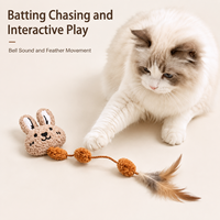 Jouet pour chat en peluche lapin avec clochette et plume, OEM ODM, jouet interactif pour chat pour marque privée, vente en gros