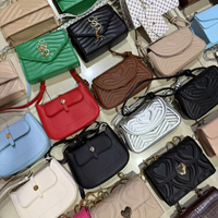 Lot de sacs fourre-tout en cuir neufs pour femmes, de marques variées, provenant de Corée (sacs d'occasion japonais) - Vente en gros