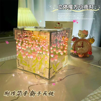 Lampe de table en verre tulipe personnalisable faite à la main Veilleuse Boule de cristal Cadeau de fête des mères