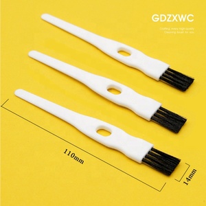 Produits de cuisine tendance : Grattoir ergonomique blanc à tête ronde 2-en-1 et brosse de nettoyage – Articles uniques et utiles - Product Image 5