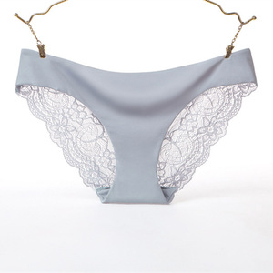 Usine directe femmes Sexy évider Bikini sans couture sous-vêtements glace soie slips Invisible dentelle culotte Sexi filles matures culottes - Product Image 3