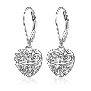 Orecchini a polsino a cuore bohémien da donna, testurizzati, colore solido, gioielli alla moda - Product Image 1