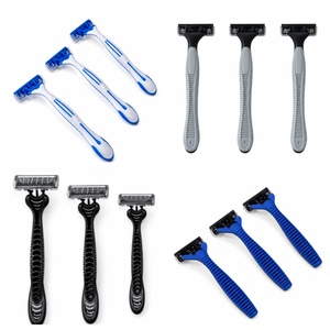Lot de rasoirs à triple lame : cinq rasages lisses et précis, lames tranchantes et durables, manche ergonomique confortable – Vente en gros usine - Product Image 5