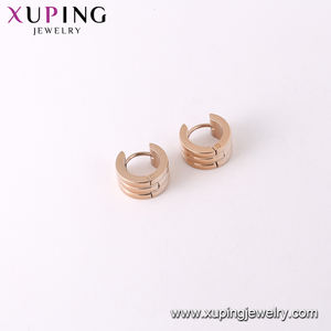 Pendientes de Aro Pequeños <span class=keywords><strong>E</strong></span>-348 Xuping Jewelry, Nuevos, Modernos, Populares, Diarios, Simples, Elegantes, Geniales, de Acero Inoxidable Color Dorado - Product Image 5