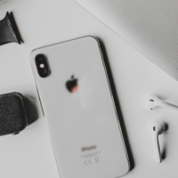 Venta al por Mayor de Teléfonos Móviles Usados de Grado AA, Originales y Baratos, para iPhone 5, 6, 7, 8, X, XR, iPhone 13 con 64GB de Almacenamiento