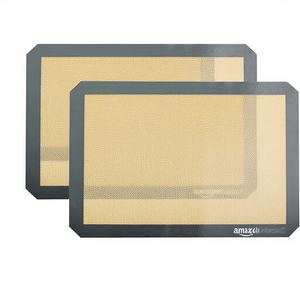 Tapis de <span class=keywords><strong>cuisson</strong></span> en <span class=keywords><strong>silicone</strong></span> antiadhésif pour usage alimentaire For Basics, modèle AOKE-8804, lot de 4, beige gris, rectangulaire, 16,5" x 11,6" - Product Image 1