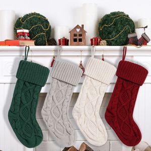 Vente en gros <span class=keywords><strong>de</strong></span> chaussettes <span class=keywords><strong>de</strong></span> décoration d'arbre <span class=keywords><strong>de</strong></span> père Noël bas suspendus <span class=keywords><strong>de</strong></span> cheminée sacs <span class=keywords><strong>de</strong></span> bonbons bas <span class=keywords><strong>de</strong></span> Noël tricotés au <span class=keywords><strong>crochet</strong></span> en diamant - Product Image 2