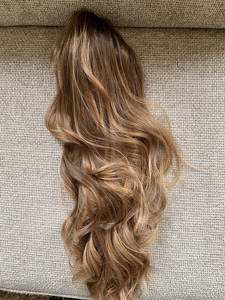 Enmarcado de la cara Caramel Balayage Raw European Hair Glueless Luxe HD Lace Top Silk Liner Peluca judía para mujeres Pérdida de cabello - Product Image 3