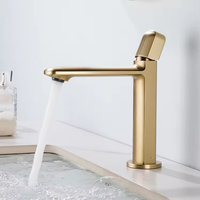 Robinet de lavabo mural moderne en laiton chromé à poignée unique avec cartouche en céramique, garantie 2 ans