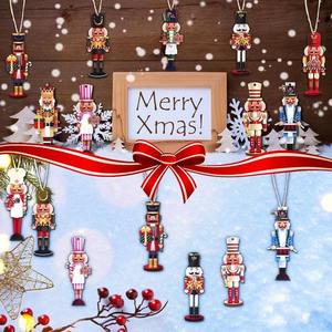 20 Nouveau Chef de Noël Casse-Noisette Pendentif Gingerbread Festival Pendentif en bois pour décorations de fête - Product Image 3