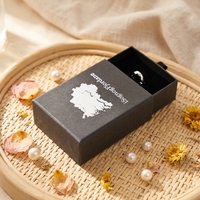 Boîte de rangement pour bijoux écologique et réutilisable, en carton, avec tiroir et papier couché, pour colliers, bagues et boucles d'oreilles.