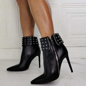 Botines de Mujer con Cierre Lateral y Remaches, Diseño Especial, Talla Grande 43, Tacón Fino y Punta Puntiaguda, Estilo Otoñal - Product Image 1