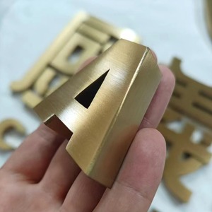 Daco ป้ายสแตนเลสติดผนัง3D ตัวอักษรทนฝนและแดดป้ายร้านค้าสำหรับหน้าร้านขายปลีกและคาเฟ่ - Product Image 1