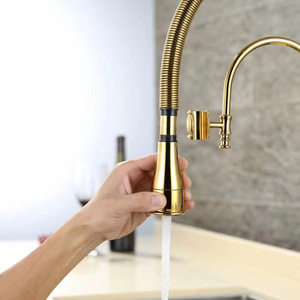 <span class=keywords><strong>Robinet</strong></span> de cuisine Style européen Titane Or Évier Source froide et chaude <span class=keywords><strong>Double</strong></span> <span class=keywords><strong>sortie</strong></span> d'eau Tout en laiton Bassin à légumes <span class=keywords><strong>Robinet</strong></span> rotatif - Product Image 5